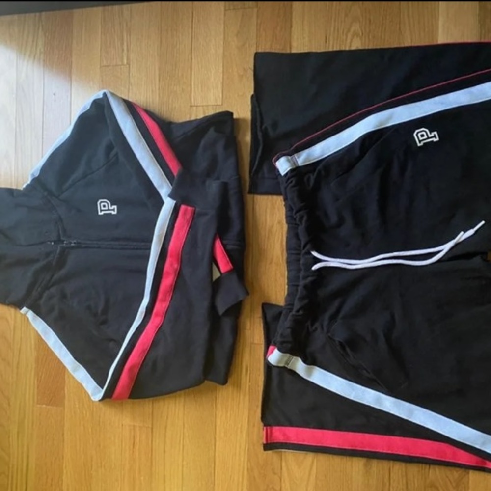 Vs pink sweatsuit
